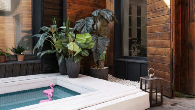 Badefass im eigenen Garten: Selber bauen oder Bausatz kaufen?