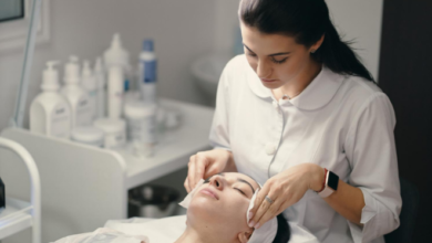 Kosmetik und Friseur unter einem Dach